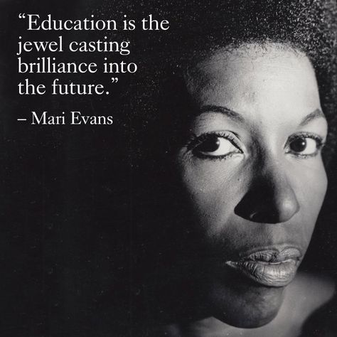 Happy Birthday Mari Evans. Born in Ohio in 1923, the poet and educator is closely aligned with the Black Arts Movement, exploring African American culture through literature. Evans remains one of the twentieth century’s most influential poets. #HappyBirthdayMariEvans #MariEvans #icon #poet #writer #poem #poetry #education #dreamer #reader #writer #Levenger Black Poems African Americans, Black Poets Quotes, Black Poetry African Americans, Black Writers Aesthetic, Women Writers Quotes, Black Woman Beach, African Poetry, Woman Poem, Black Woman Braids