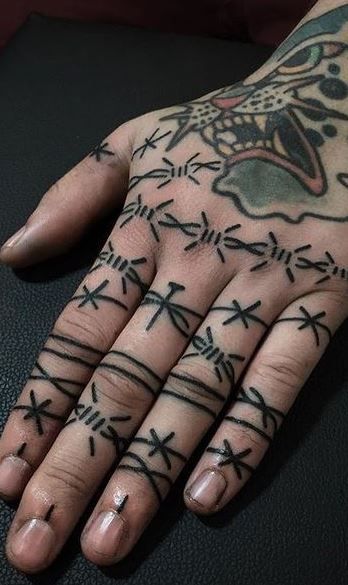 Men's Hand Tattoos, Men Finger Tattoos, Finger Tattoos Words, Cool Finger Tattoos, Finger Tattoo Ideas, Thumb Tattoos, Emo Tattoos, Toe Tattoos, Small Finger Tattoos