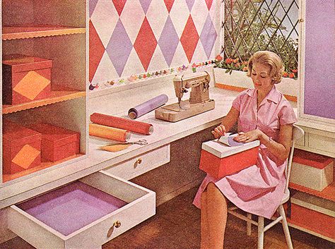 if only we all had a sewing room like this? 1960s Interior, Vintage Sewing Patterns Free, Retro Rooms, Nice Furniture, 1960s Decor, Coral Colors, Studio Spaces, Domestic Bliss, Room Hacks