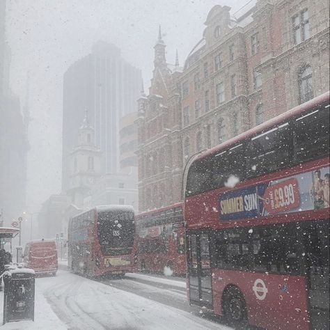 London, Paris, Snowy City, Aesthetic London, Snowy Day, Winter Aesthetic, City Streets, Made It