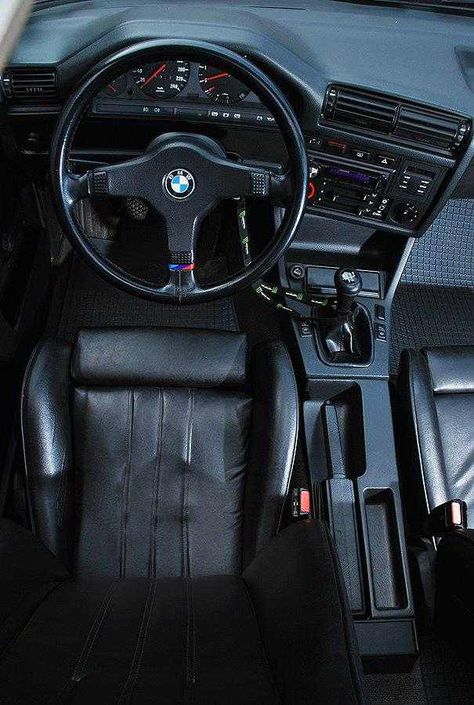 BMW M3 E34 Interior, Bmw E30 Interior, E28 Bmw, Bmw E30 325, E30 325i, Kereta Sport, Бмв X3, Serie Bmw, Bmw Interior