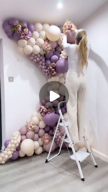 Meraki | Events Balloon Artistry Training by Rachael Hurst on Instagram: "Introducing the Fabulous STYLEX PASTEL DUSK RANGE:

✨ Pastel Dusk Cream
✨ Pastel Dusk Rose
✨ Pastel Dusk Lavender

3 out of 5 enchanting shades used to create this beautiful corner display, adding a dash of elegance to your space

@stylexballoons ~ an Australian balloon brand, is dedicated to offering high-quality latex balloons without compromising affordability. This commitment ensures that you receive exceptional value for your investment!
I am honestly OBSESSED with this brand, I just love everything about them 😍 And guyssss, they ship worldwide too! 🌎 

Want to learn how to create this prop-free corner display? The Tutorial is dropping in the academy this weeeeek!! 🚀

The Academy is available to everyone worl Matte Pastel Balloon Garland, Easel Balloon Display, How To Make Cluster Balloons, How To Double Stuff Balloons, How To Start A Balloon Business, Freestanding Balloon Garland, Easel With Balloons, Balloon Garland On Wall, Wall Balloon Decorations