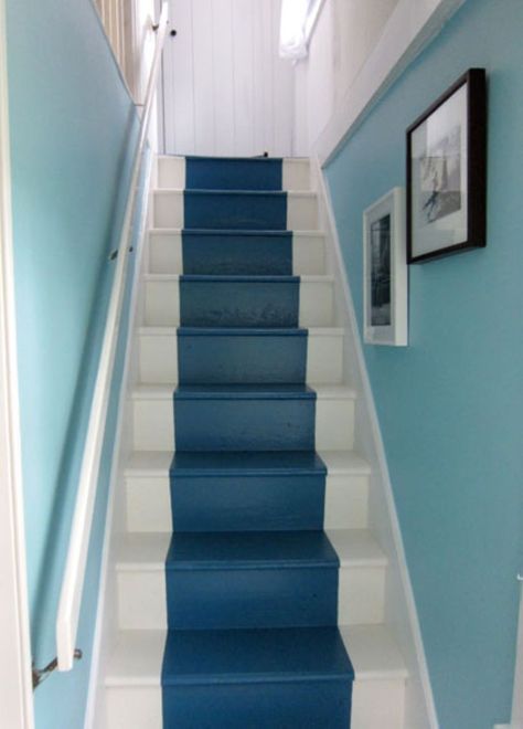 awesome 34 Painted Staircase Ideas which Make Your Stairs Look New https://matchness.com/2017/12/25/34-painted-staircase-ideas-make-stairs-look-new/ Painted Staircase Ideas, Enclosed Staircase, Painted Staircase, Stairway Walls, Painted Staircases, Narrow Staircase, Stairs Makeover, Staircase Ideas, Basement Renovation