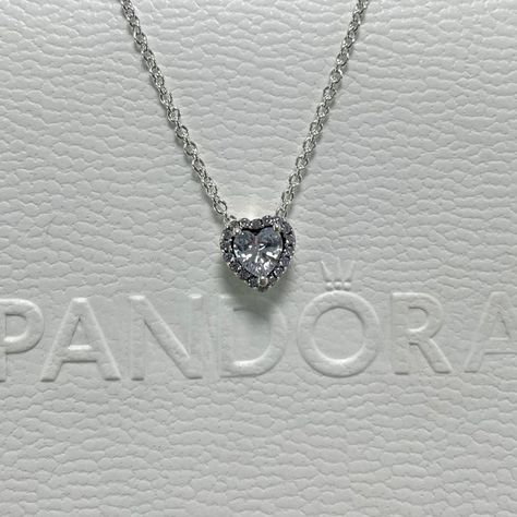 Pandora Elevated Heart Necklace Pandora Necklace Simple, Pandora Heart Jewelry, Cute Pandora Necklaces, Pandora Diamond Necklace, Heart Pandora Necklace, Pandora Elevated Heart Necklace, Silver Pandora Necklace, Pandora Necklace Aesthetic, Pandora Necklace Ideas