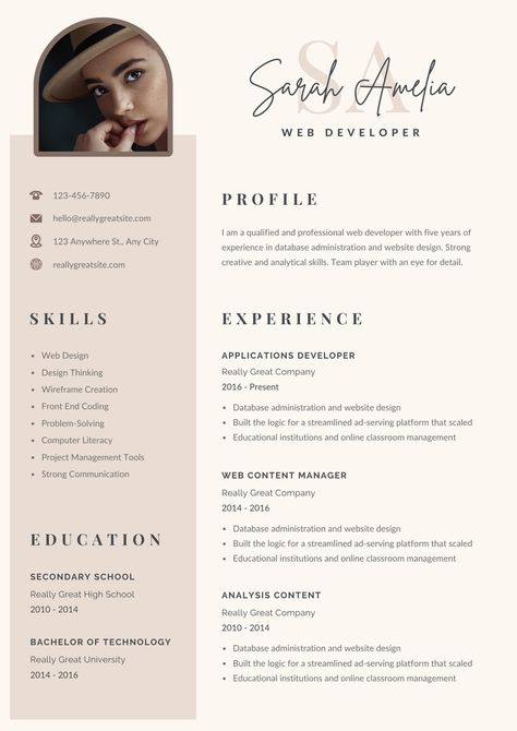 Brown Beige Minimalist CV Resume - Templates by Canva Cv Template Student, Template Brown, Minimal Resume Design, Hr Resume, Cv Website, Architect Resume, Business Resume Template, Best Cv Template, Cv Design Creative