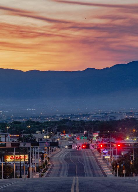Albuquerque Mexico, New Mexico Aesthetic, Yuma Arizona, University Of New Mexico, Albuquerque News, Albuquerque New Mexico, Land Of Enchantment, Beautiful Places On Earth, I Want To Travel