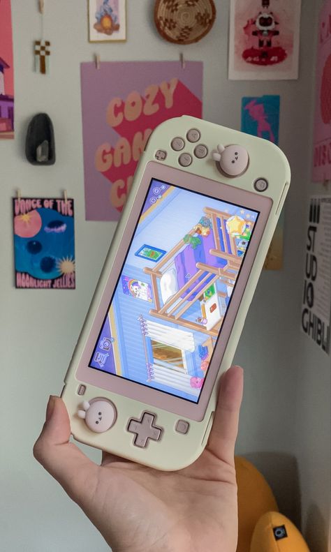 Yellow Nintendo Switch Aesthetic, Nintendo Switch Aesthetic Purple, Nintendo Switch Cute Aesthetic, Nintendo Switch Light Aesthetic, Nintendo Switch Design, Cute Nintendo Switch Lite Accessories, Coral Nintendo Switch Lite Aesthetic, Nintendo Lite Games, Nintendo Lite Accessories