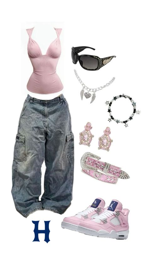 Letter: H Trashy Outfits, Mode Emo, Outfit Inspo Casual, Y2k Outfit, 2000s Fashion Outfits, Swaggy Outfits, Cute Everyday Outfits, Really Cute Outfits, Cute Simple Outfits