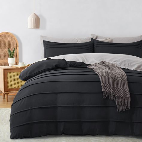 PRICES MAY VARY. Perfect Decoration: The black duvet cover features a pleated design that is decorative and textured with a solid color pattern. The appearance is slightly wrinkled and feels very textured. Our pleated duvet cover can be coordinated with your bedroom, living room, vacation home or anywhere else. Comfort and Breathable: Our black bedding is made of 100% high-quality microfiber, which gives you a comfortable and warm sleep experience. Premium material helps circulate air and keep w Black Duvet Cover Bedroom, Industrial Bedroom Design, Textured Duvet Cover, Textured Duvet, Black Comforter, Boho Duvet Cover, Black Duvet, Boho Duvet, Duvet Cover Queen