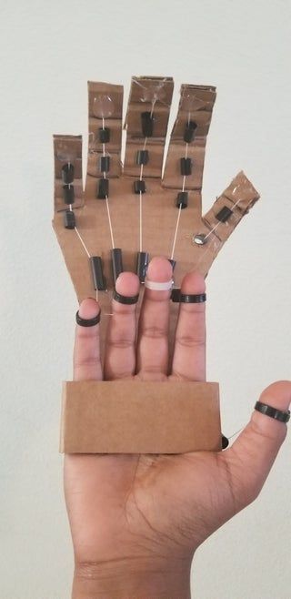 DIY Cardboard Mechanical Hand : 4 Steps - Instructables Diy Engineering Projects, Paper Earrings Diy, Paper Haunted House, Cardboard Tutorial, Glue Stick Crafts, Origami Insects, Haunted House Craft, Projek Diy, Bat Mobile