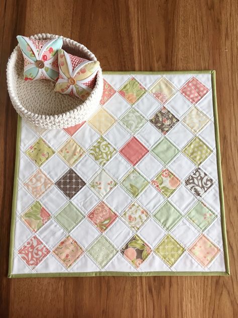 Patchwork, Mini Charm Square Quilt Patterns Free, Mini Quilts Miniatures, Seasonal Mini Quilts, Mini Charm Square Projects, Miniature Quilts Minis Free Pattern, Mini Charm Pack Quilt Patterns Free, Mini Charm Quilt Patterns, Square Quilted Table Toppers Patterns Free