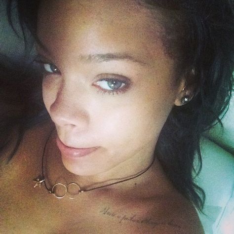 Pin for Later: Celebrity Candids You Don't Want to Miss This Week  Rihanna shared a makeup-free selfie.  Source: Instagram user badgalriri Rihanna 2000's, Rihanna 2014, Rihanna Makeup, Makeup Backgrounds, Celebrity Selfies, 2013 Swag Era, Rihanna Outfits, Rihanna Looks, Rihanna Photos