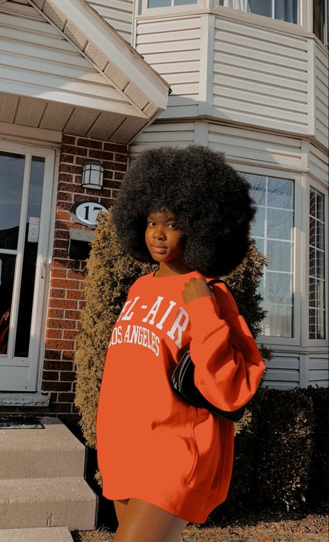 Afro Hair Outfits Black Women, Afro Hair Outfits, Big Afro Hair, 4c Afro, Afro Hair Art, Hair Like Wool, Poofy Hair, Big Afro, Aesthetic Hairstyles