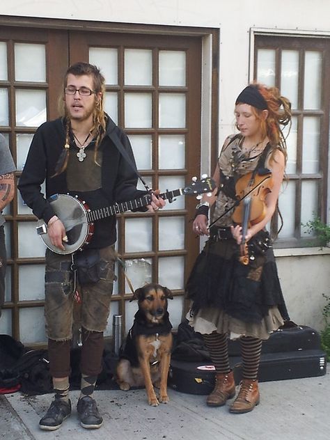 'the dirty pines' Hippies, Anarchist Aesthetic Fashion, Folkpunk Fashion, Folk Punk Aesthetic Outfit, Anarchist Fashion, Folk Punk Outfit, Folk Aesthetic Outfit, Folk Punk Fashion, Folk Punk Aesthetic