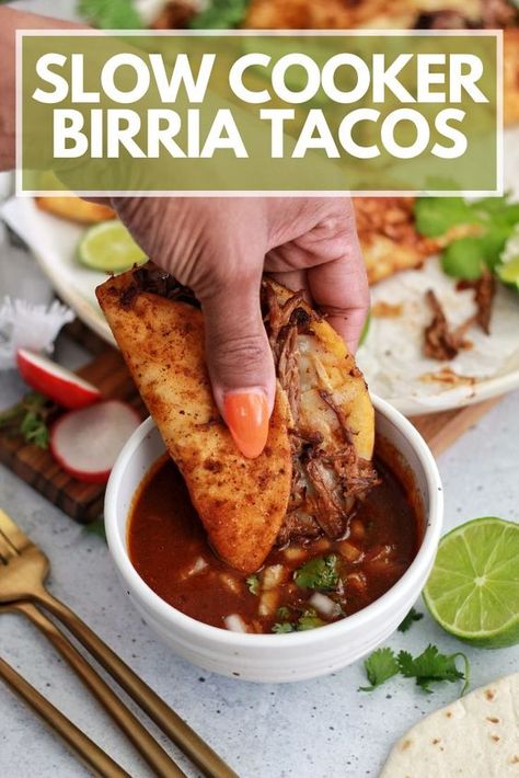 Essen, Slow Cooker Birria Tacos, Slow Cooker Birria, Barrio Tacos, Birria Tacos Recipe, Beef Birria Recipe, Easy Crockpot Meals, Meals Crockpot, Healthy Taco Recipes