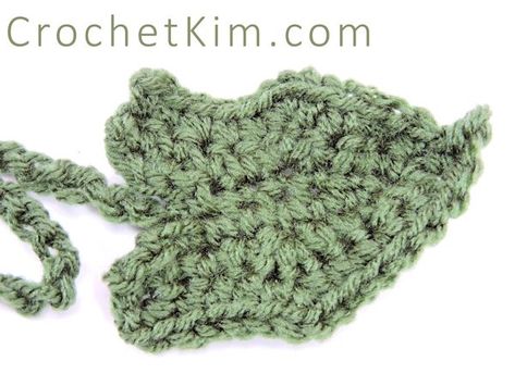 Tela, Amigurumi Patterns, Pumpkin Leaf Crochet Pattern, Crochet Leaf Free Pattern, Crocheted Leaves, Crochet Fall Decor, Bandeau Au Crochet, Pumpkin Leaf, Crochet Pumpkins