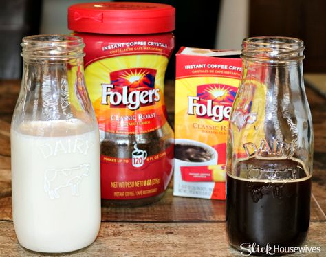 Instant Iced Coffee Recipe, Instant Iced Coffee, Healthy Iced Coffee, Coffee Homemade, Iced Coffee Recipe Easy, Drinks Starbucks, Homemade Iced Coffee, Vanilla Iced Coffee, Instant Ice