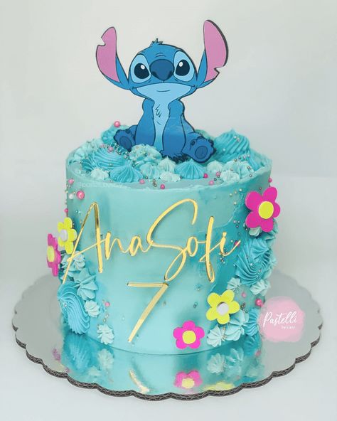 Stitch Bday Cake Ideas, Stitch Birthday Cake Girl, Stitch Party Centerpieces, Stitch Birthday Theme Party Ideas, 7th Birthday Girl Ideas Cake, Birthday Cake 7th Girl, Stitch Birthday Cake For Girl, Stitch Baby Shower Cake, Birthday Cake 11 Girl