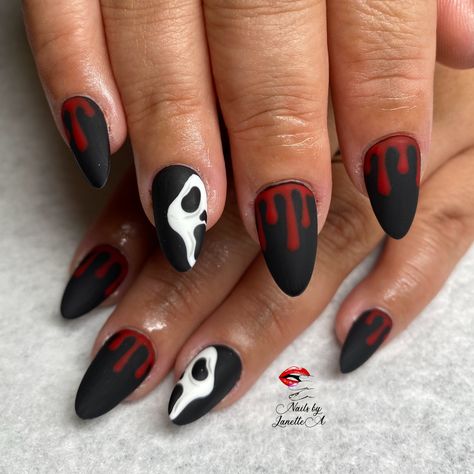 Gelx nails Las Vegas, Easy Horror Nails Designs, Horror Inspired Nails, Simple Horror Nails, Conjuring Nails, Horror Movie Nail Art, Ghostface Nail Designs, Ghostface Nail Art, Short Horror Nails