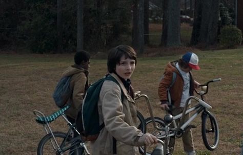 Stranger Things Screencaps, City Bike Style, Pink Dirt Bike, Aesthetic Stranger Things, Stranger Things Show, Stranger Things Season 1, October Country, Bike Aesthetic, Stranger Things Quote