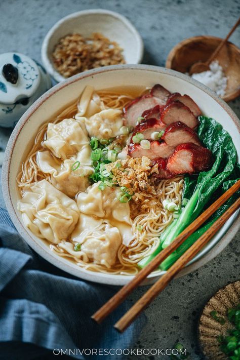 This easy wonton char siu noodle soup features springy egg noodles and tender leafy greens served in a hearty chicken broth, topped with scrumptious char siu pork and juicy wontons. This dish is a perfect way to use your leftover BBQ pork and provide a restaurant-level experience in your own kitchen. Tasty Noodles Recipe, Pork Noodle Soup, Asian Soup Recipes, Char Siu Pork, Wonton Noodles, Pork Noodles, Pork Soup, Wonton Recipes, Hearty Chicken