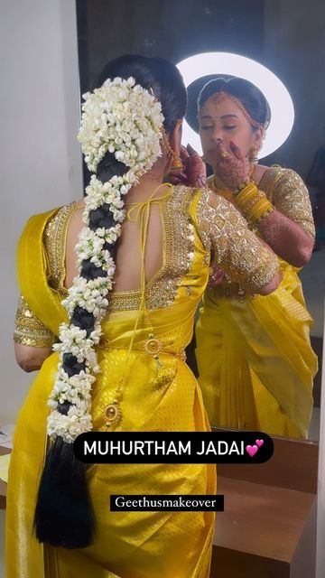 Indian Marriage Hairstyle Wedding Ideas, Hairstyles Flowers Indian, Pelli Poola Jadalu South Indian Bride, Simple Poola Jada Brides Indian Weddings, Poola Jada For Engagement, Andhra Wedding Brides, Haldi Flower Jewelry, Poola Jada For Bride, Bridal Traditional Hairstyle