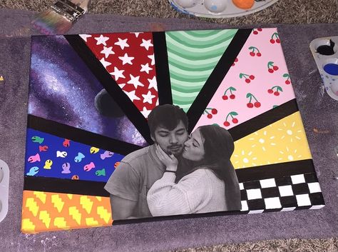 Boyfriend Paintings Ideas, Cute Painting For Your Boyfriend, Cute Canvas Gifts For Boyfriend, Birthday Paintings For Friend, Things To Paint For My Boyfriend, Painted Memory Boxes Boyfriend, Painting To Make For Your Boyfriend, Painted Canvas For Boyfriend, Canvas Photo Collage Diy