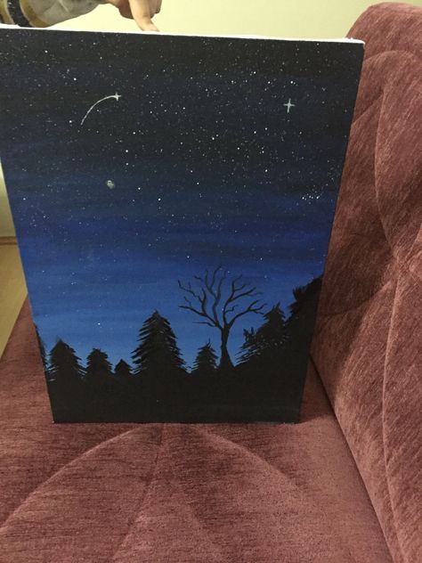 Blue And Black Painting Ideas, Black And Blue Painting Easy, Things To Paint With Black Background, Painting Ideas Blue Background, Painting Ideas With Black Background, Painting Ideas Black Background, Painting With Blue Background, Mums Painting, Stars Painting