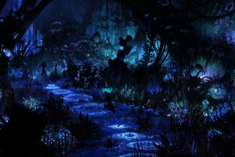 Interesting plantlife on Pandora in the Avatar movie Matte Painting, Avatar Aesthetic, Media Consumption, Avatar James Cameron, Avatar The Way Of Water, Pandora Avatar, Avatar Movie, Fantasy Forest, Fantasy Places