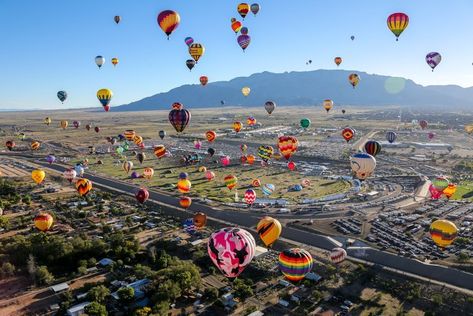 Albuquerque International Balloon Fiesta 2021 in New Mexico - Dates Rio Grande, Albuquerque Balloon Festival, Clovis New Mexico, Albuquerque Balloon Fiesta, Balloon Glow, Balloon Race, Air Balloon Festival, Hot Air Balloon Festival, Balloon Festival