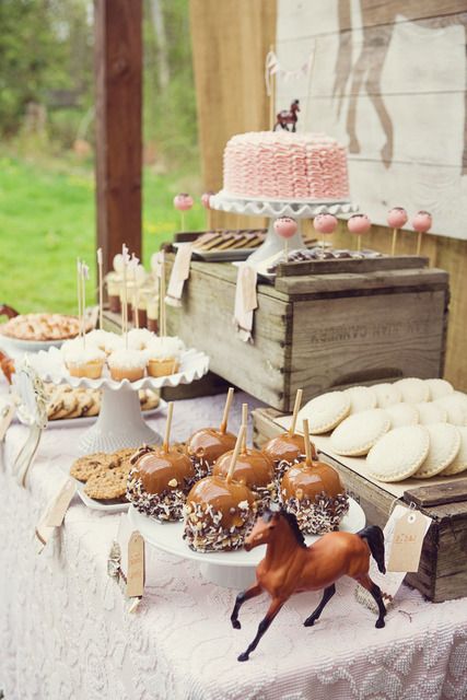 Miss Lovie: Fall Wedding Ideas-Rustic Dessert Table Inspiration Neutral Cowgirl Party, 21st Party Themes, Rustic Dessert Table, Horse Themed Party, Buffet Dessert, Rustic Dessert, Pony Birthday Party, Horse Birthday Parties, 21st Party