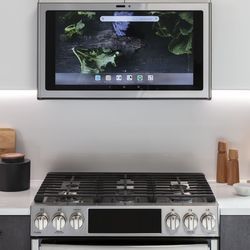 GE Kitchen Hub: a smart display for above your stove that streams Netflix and Spotify - The Verge Exhaust Vent, Smart Home Devices, Home Devices, Connected Home, Ge Appliances, Smart Kitchen, Ventilation System, Netflix Streaming, The Verge