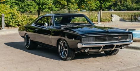 The 10 Best Dodge Muscle Cars of All-Time 1969 Dodge Charger Daytona, Dodge Coronet Super Bee, 1970 Challenger, Dodge Hemi, 1968 Dodge Charger, Hurst Shifter, Dodge Charger Daytona, 1969 Dodge Charger, Dodge Muscle Cars