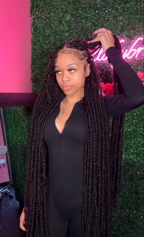 Infinity Locs, Boho Curls, Soft Locs, Natural Hair Bun Styles, Quick Braided Hairstyles, Cute Braided Hairstyles, Box Braids Hairstyles For Black Women, Braided Cornrow Hairstyles, Cute Box Braids Hairstyles