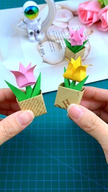 Origami Cute Ideas, How To Make Paper Decorations, Flower Pot Paper Craft, Diy Ideas With Paper, Origami Tulip Step By Step, What To Make With Fabric, Easy Flower Origami, Origami Art For Kids, Origami Flower Pot