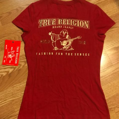 True Religion Red And Gold T-Shirt Tee New With Tag Logo On The Back Is Embellished With Gold Crystals Size Small 100% Cotton Measurements Laying Flat Unstretched: Armpit To Armpit 17 1/2 Inches Waist 14.75 Inches Shoulder To Bottom Hem 26 Inches Couture, Haute Couture, Red Shirt Design, 2000s T Shirt, Red Shirts, Cute Tees, 2000s Clothes, Gold Crystals, 2000s Fashion Outfits