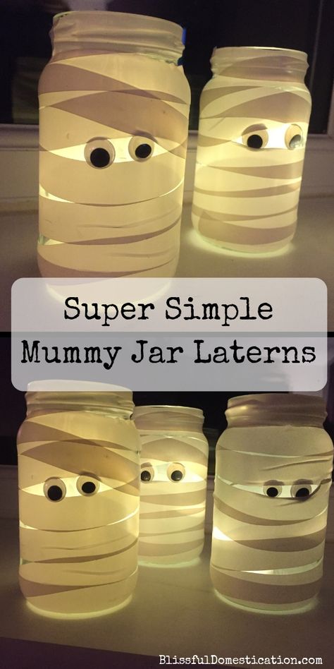 Mummy Jars Halloween Crafts, Easy Diy Halloween Decorations Paper, Fun Halloween Crafts Preschool, Homemade Decorations Birthday, Halloween Jar Crafts, Toddler Haunted House Ideas, Halloween Simple Decorations, Easy Outside Halloween Decorations, Diy Halloween Decorations Party