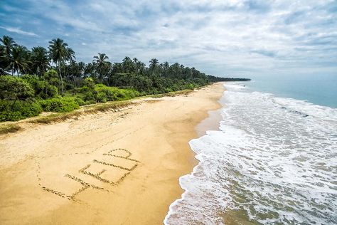 You're About to Be Stranded on a Deserted Island: What 4 Items Would You Take? #30secondmom Deserted Island Survival, Stranded On Island Aesthetic, Stranded Island Aesthetic, Desert Island Aesthetic, Stuck On A Deserted Island Aesthetic, Island Survival Aesthetic, Stranded On An Island Aesthetic, Stranded Aesthetic, Deserted Island Aesthetic