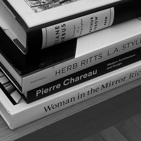 Herb Ritts, Favorite Aesthetic, Black Png, Dark Books, Barbie Cartoon, Bright Wallpaper, Black And White Theme, Book Icons, Gray Aesthetic