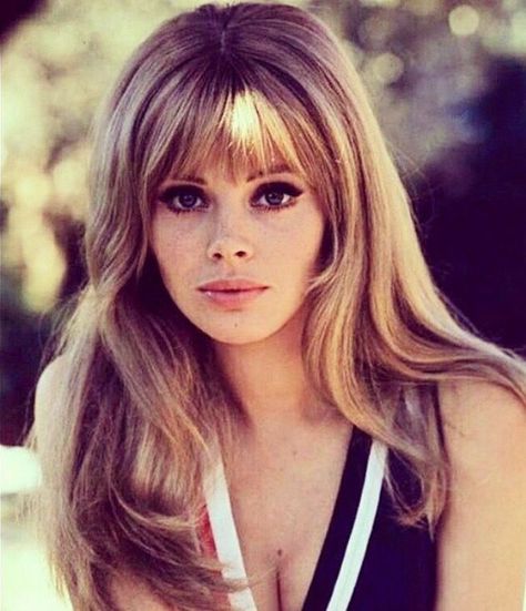 Balayage, Bangs Pictures, Long Layered Bangs, 70s Haircuts, 60’s Hair, Vintage Bangs, 70’s Hair, Layered Bangs, Britt Ekland