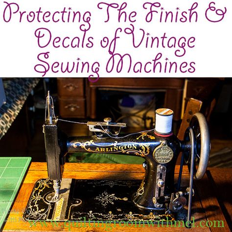Learn how to protect the finish and decals on vintage sewing machines when cleaning them. Amigurumi Patterns, Couture, Singer Sewing Machine Vintage, Sewing Machines Best, Featherweight Sewing Machine, Sewing Machine Repair, Sewing Machine Cabinet, Treadle Sewing Machines, Machines Fabric