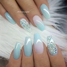 Oct 26, 2018 - Nude nail art is one of popular styles emerged recently. Well groomed nail in nude color looks clean and elegant. Accent Nails, Nails Healthy, Glitter Accent Nails, Winter Nails Acrylic, Ombre Nail Designs, Nagel Inspo, Glitter Pink, Coffin Nails Designs, Fancy Nails