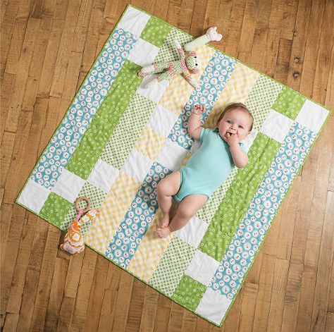 Crib Size Quilt, Moldes Para Baby Shower, Baby Quilt Size, X Marks The Spot, Cot Quilt, Quick Quilt, Baby Quilt Pattern, Bonnie Hunter, Childrens Quilts
