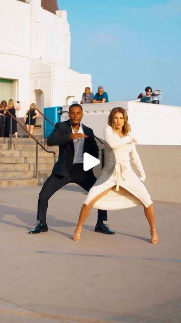 Chic Style and Fashion on Instagram: "Beautiful dance 💃🪩🕺 Credit @itsmirandaderrick" Best Dance Videos, Ballroom Dance Outfits, Dancing Clothing, Motorhome Interior, Couples African Outfits, Beautiful Yoga Poses, African Chic, Dancing Animals, Beautiful Dance