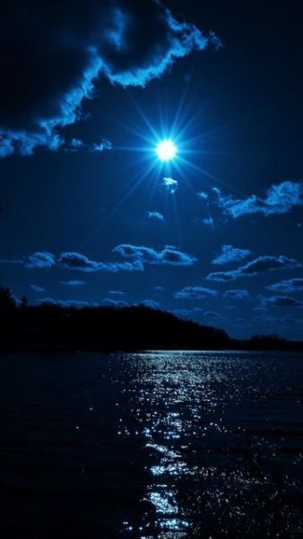 On the surface of the water In the velvet folds of night,                     Can be heard a lonely whisper, “I am desperate for light.”   Drifting through miles of darkness, Blind… Matka Natura, Shoot The Moon, Belle Nature, Moon Pictures, Dark Sky, Beautiful Moon, Moon Glow, 판타지 아트, Alam Yang Indah