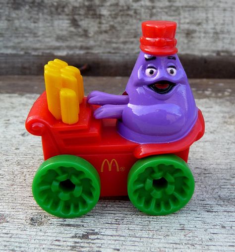 Grimace Aesthetic, Grimace Shake, Circus Parade, Mcdonald's Toys, Mc Donald's, Happy Childhood, Mcdonalds Toys, Happy Meal Toys, Circus Party