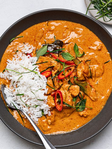 Panang Chicken Curry Panang Chicken Curry, Panang Chicken, Panang Curry Recipe, Panang Curry Paste, Panang Curry, Thai Dishes, Curry Chicken Recipes, Chicken Curry, Asian Dishes