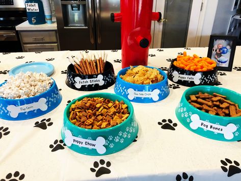 Dog Party Decorations Puppy Birthday, Dogs 3rd Birthday Party, 1st Puppy Birthday Ideas, Dog's Birthday Party, Puppy Dog Birthday Party Ideas, Puppy And Cat Birthday Party, Yorkie Birthday Party, Birthday Decorations For Dogs, Dog Party Theme Food