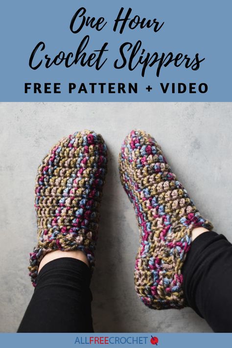 Spa Slippers Crochet Pattern, Crochet Patterns Using 5 Weight Yarn, Easy Things To Crochet And Sell, Crochet Slipper Pattern Free, Crochet Slippers Free Pattern Easy, Free Slipper Patterns, One Hour Crochet Slippers, One Hour Crochet, Crochet Slipper Socks