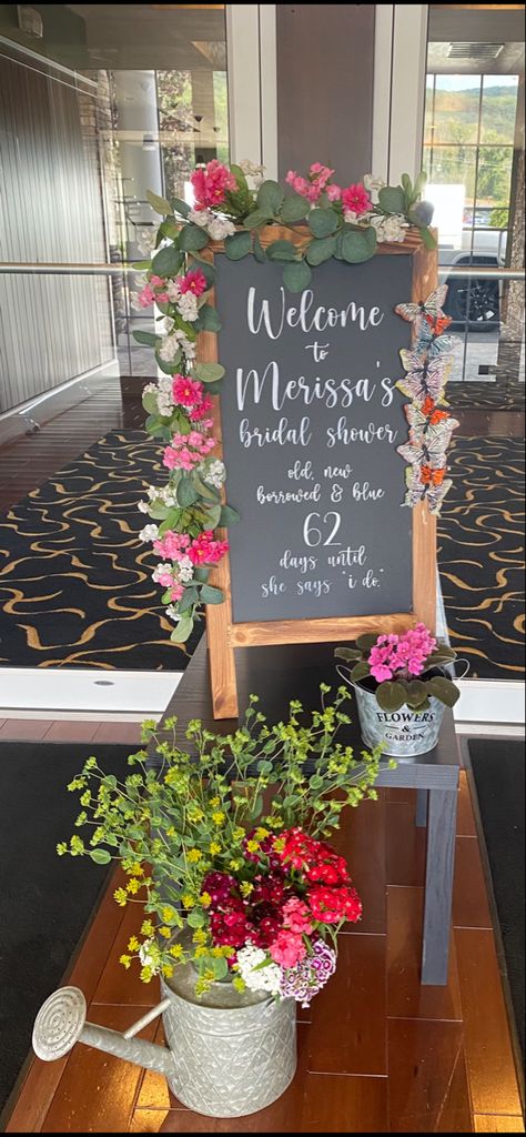 Couple Shower Sign Ideas, Bridal Shower Front Porch Decorations, Lawn And Garden Wedding Shower Ideas, Garden Party Chalkboard Sign, Bridal Shower Themes Garden, Wedding Shower Backyard, Spring Wedding Shower Decorations, Front Porch Bridal Shower Decor, Lawn And Garden Bridal Shower Ideas